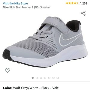 Boys Nike Star Runner 2 Sneakers